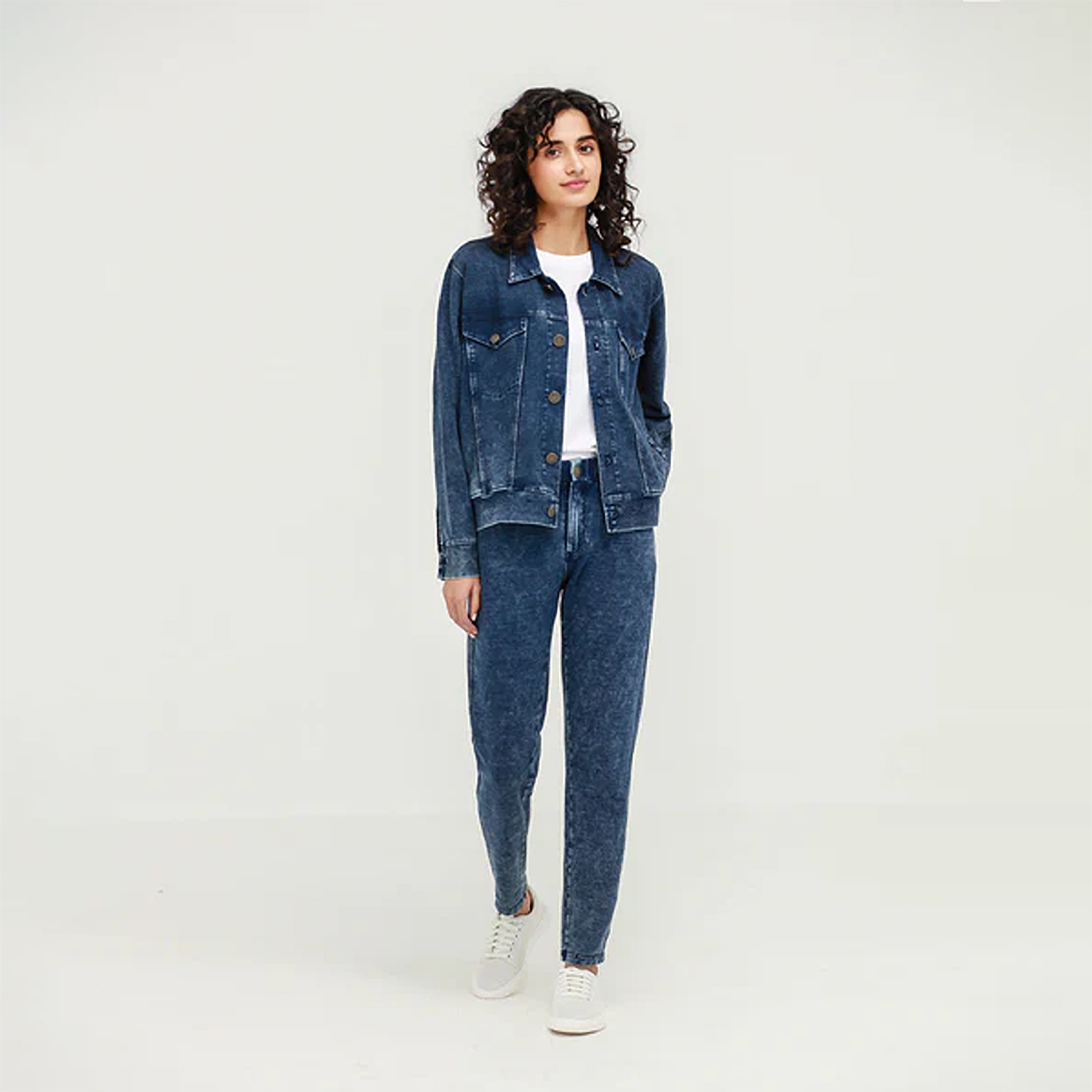 Women's Denim Slim Fit Pants - Numerical Corp (Private) Limited